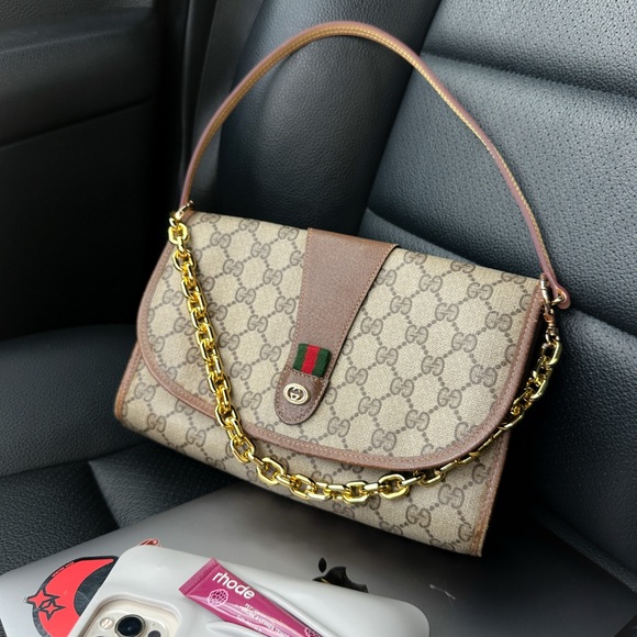 Gucci Handbags - ✨🍒Vintage Gucci Beige GG Canvas Shoulder Bag with Brown Trim and Gold Chain🍒✨